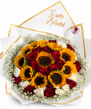 Ramo de rosas, girasoles y claveles