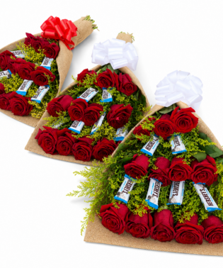 Ramo 12 rosas importadas en Yute