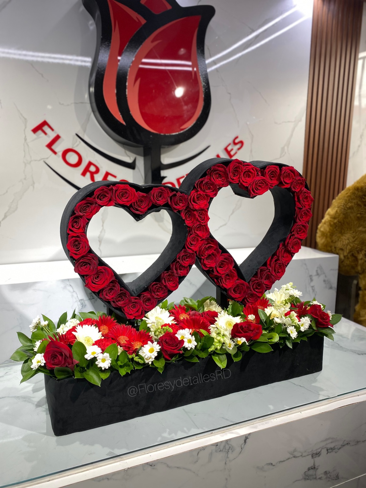 Doble corazón rosas importadas - 2 de imagen